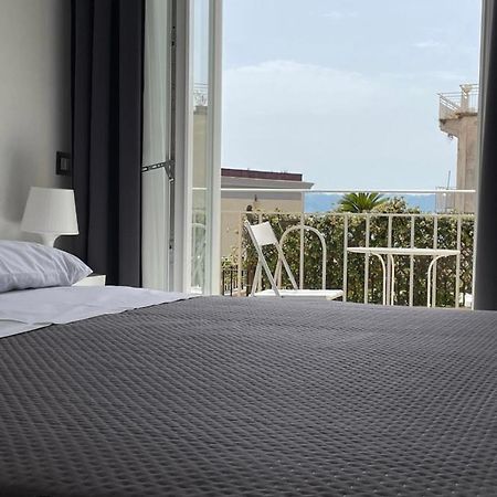 Terrazza Don Mario Bed&Breakfast Поцуоли Екстериор снимка