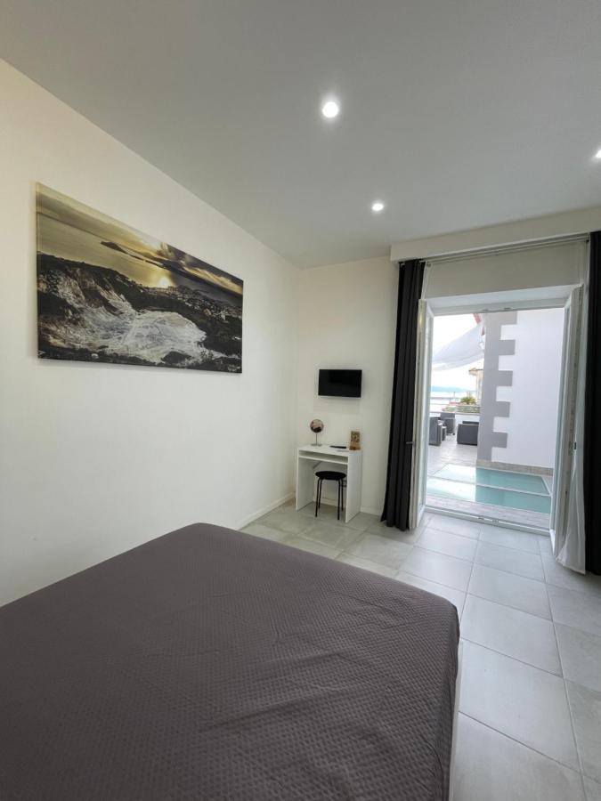 Terrazza Don Mario Bed&Breakfast Поцуоли Екстериор снимка